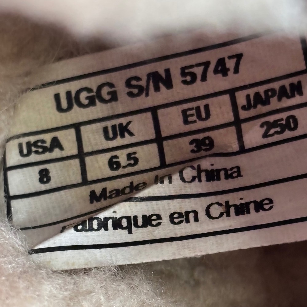 UGG Australia Bettey 5747 Shearling Lined Driving Shoe‎ Women's Size 8 - Picture 11 of 11